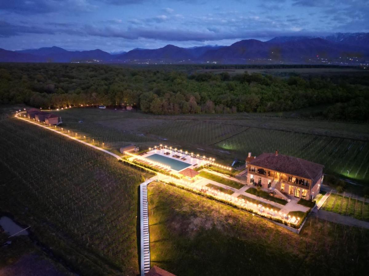 Chateau Vartsikhe Eksteriør bilde